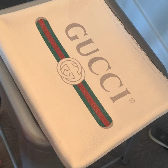 Gucci Portfolio Clutch - Picture 3 of 7